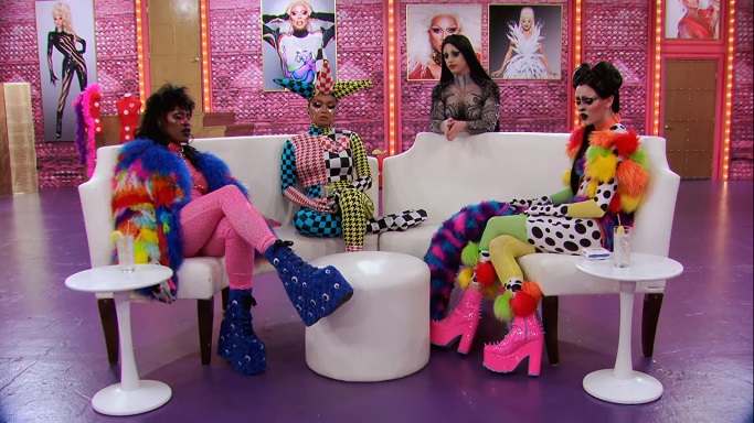 queens on the couch
